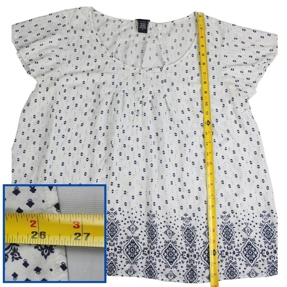 Torrid Women's Blue & White Mosaic‎ Print Challis Flowy Blouse Top Plus Size 2 - Picture 4 of 7